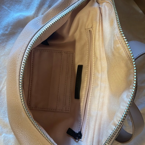 Light pink Rebecca Minkoff belt bag - Picture 3 of 3